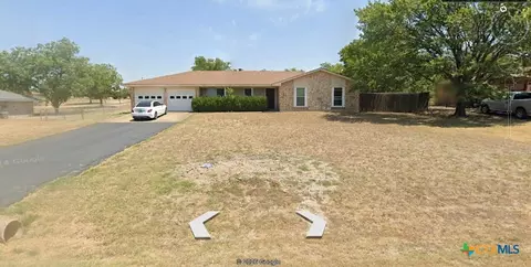 476 Thompson Rd, Troy, TX 76579