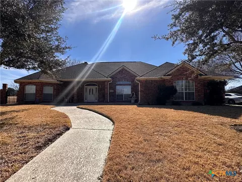 5012 Lakeshore Dr, Killeen, TX 76543