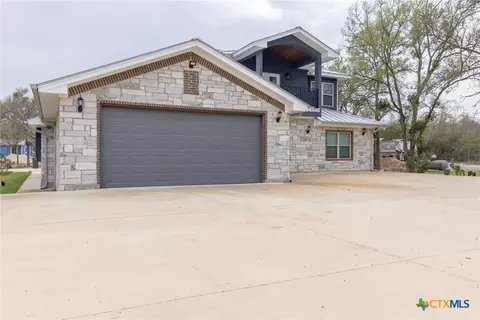 319 Lonesome Dove Dr, Cedar Creek, TX 78612