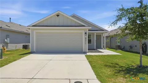9211 Navarro Vis, Seguin, TX 78155
