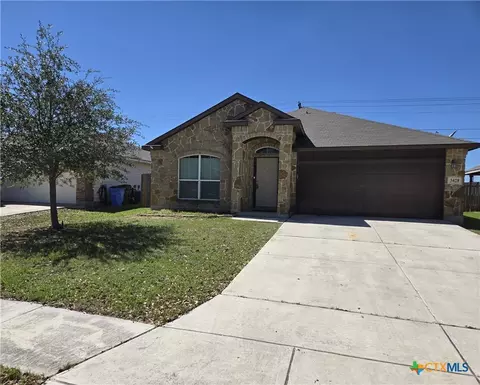 3428 Zachary St, Seguin, TX 78155