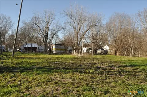 612 Criswell St, Mart, TX 76664