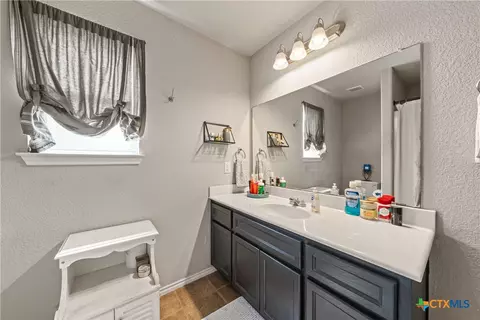 Bath - 211 Mccullough Loop, Temple, TX 76502 photo 1 of 3