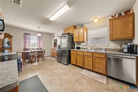 Kitchen - 211 Mccullough Loop, Temple, TX 76502 photo 3 of 3