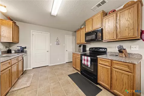 Kitchen - 211 Mccullough Loop, Temple, TX 76502 photo 2 of 3