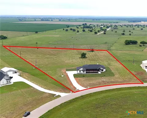 611 Willow Moon Ranch Rd, Crawford, TX 76638