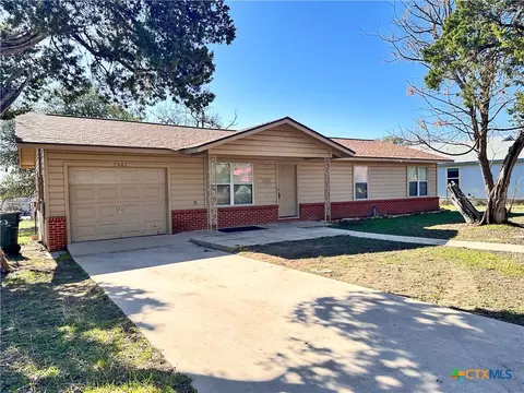 1501 Earle St, San Marcos, TX 78666