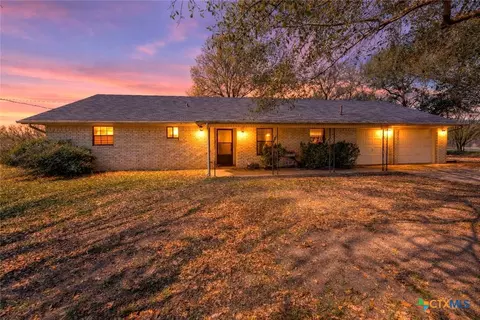 182 Norma Jean Blvd, Smithville, TX 78957
