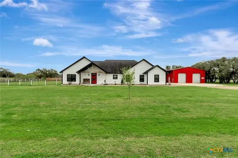 201 Stone Oak Dr, Inez, TX 77968