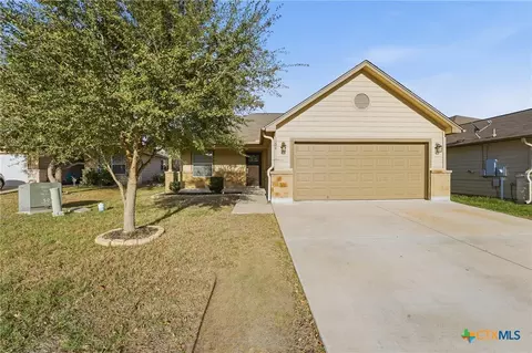 1306 Fern Ct, Gonzales, TX 78629