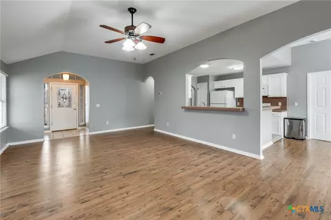 5 Dogwood Dr, Wimberley, TX 78676