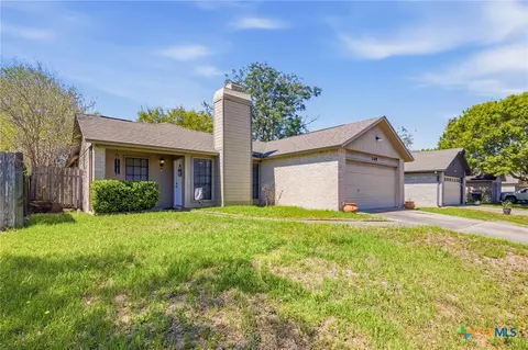 109 Queenswood Trl, Victoria, TX 77901