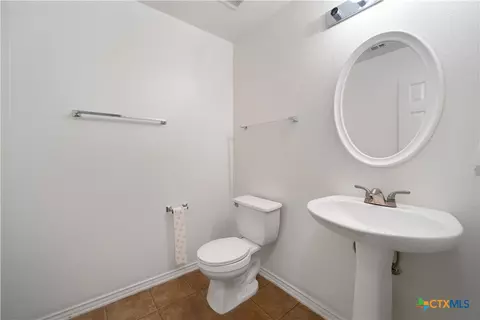 Bath - 180 Beech Dr, Kyle, TX 78640 photo 1 of 5