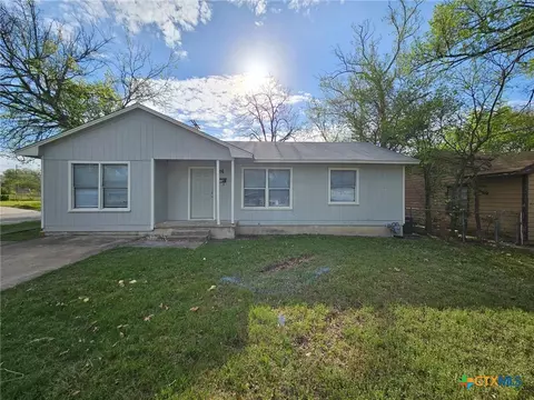 24 S 28th St, Killeen, TX 76541