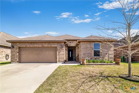 609 Mason Cir, Victoria, TX 77904