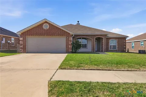 4504 The Searchers Dr, Killeen, TX 76549