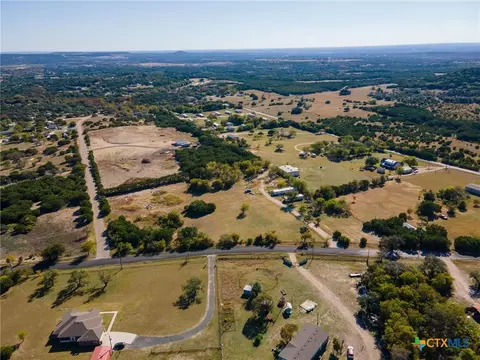 4592 County Road 3220, Kempner, TX 76539