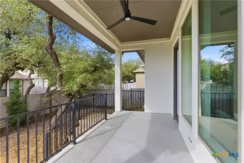 Exterior - 225 Diamondback Dr, Georgetown, TX 78628 photo 5 of 6