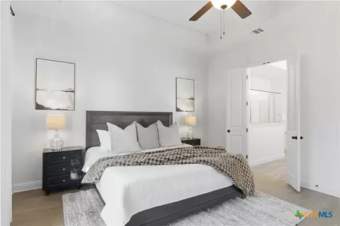 Bedroom - 225 Diamondback Dr, Georgetown, TX 78628 photo 3 of 7