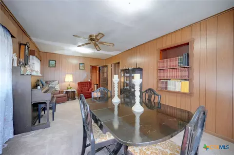 Dining - 1631 E Fannin St, Luling, TX 78648 photo 2 of 4