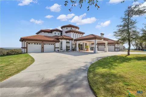 205 County Road 2727, Mico, TX 78056
