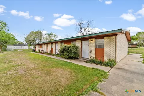 502 E Heard St, Ganado, TX 77962