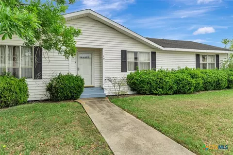 1907 Pleasant Green Dr, Victoria, TX 77901