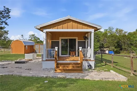 1956 Live Oak Dr, Canyon Lake, TX 78133