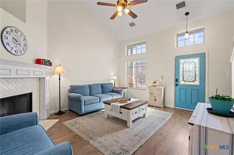 516 Weeping Willow Dr, Temple, TX 76502