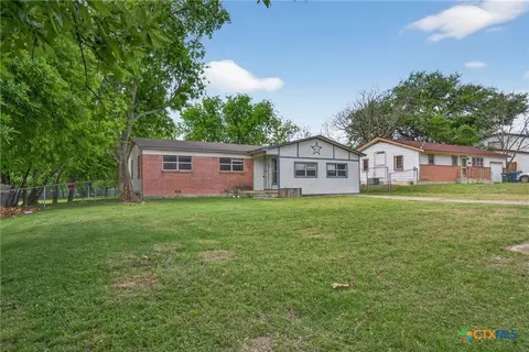 2101 Urbantke Ln, Copperas Cove, TX 76522