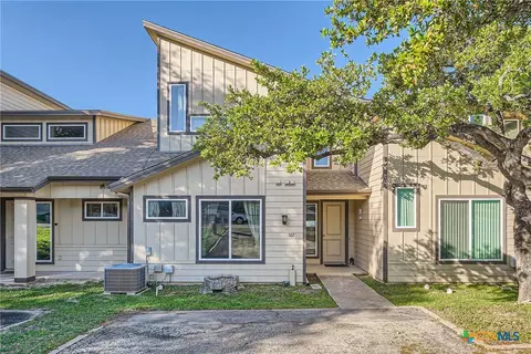 507 Venture Blvd, Point Venture, TX 78645