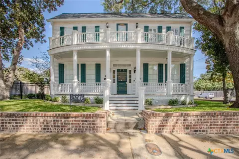 308 S Liberty St, Victoria, TX 77901