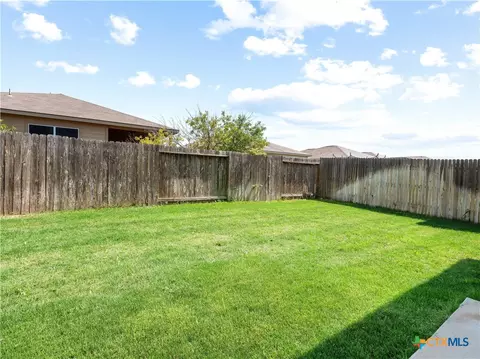 Exterior - 109 Comet Dr #3J, Jarrell, TX 76537 photo 3 of 3