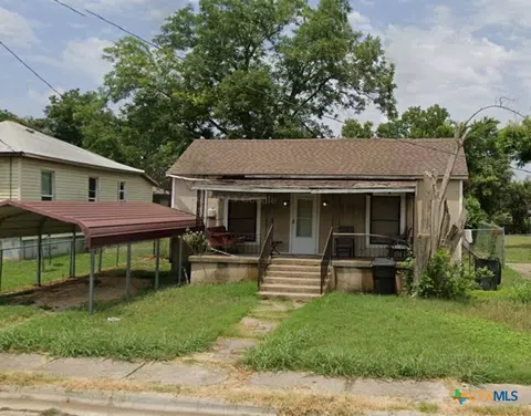 1004 S 12th St, Temple, TX 76504