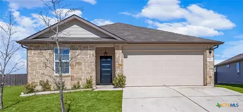 1425 London Way, Lockhart, TX 78644
