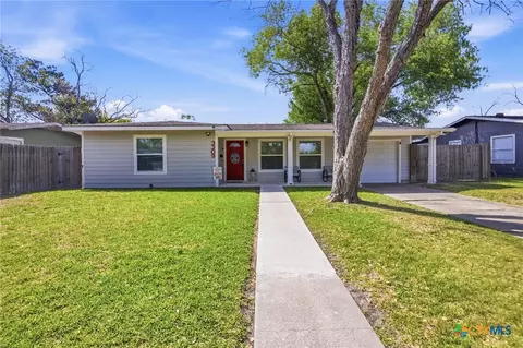 3309 Avondale St, Victoria, TX 77901