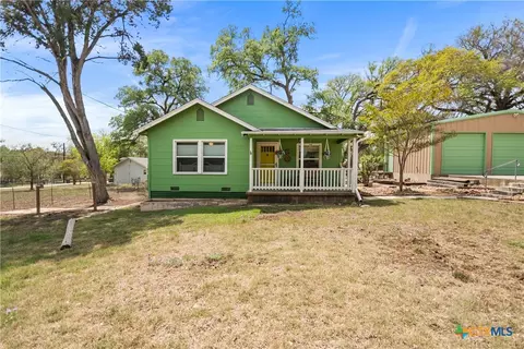 1035 Madeline St, New Braunfels, TX 78132