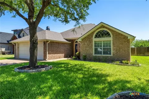 2800 Concho Bend Dr, Waco, TX 76712