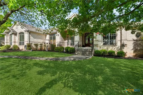 205 W Majestic Oak Ln, Georgetown, TX 78633