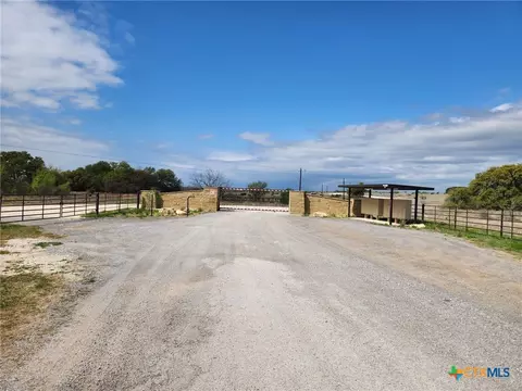 400 Blackjack Oak Dr, Goldthwaite, TX 76844