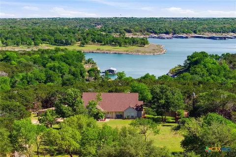 71 Wrangler Dr, Belton, TX 76513