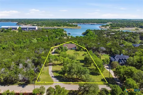71 Wrangler Dr, Belton, TX 76513