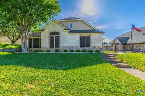 1305 Daisy Ln, Temple, TX 76502