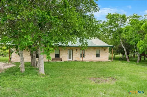 1125 King Country Rd, Gatesville, TX 76528