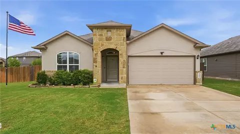 484 Copper Hill Dr, New Braunfels, TX 78130