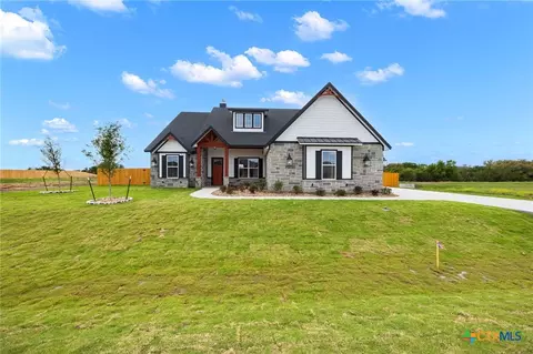 11151 Golden Eagle Ave, Salado, TX 76571