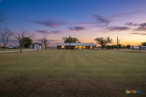 10280 S Whitehall Rd, Temple, TX 76504