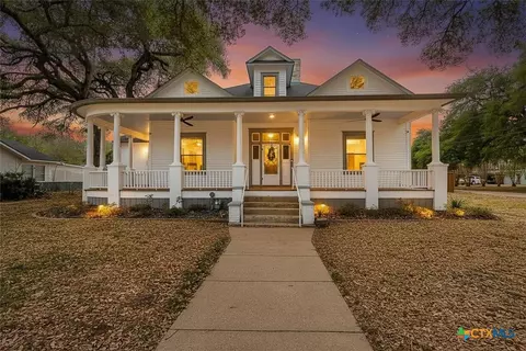 604 Saint Michael St, Gonzales, TX 78629