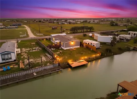 239 Allen M Park, Rockport, TX 78382