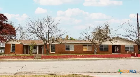 111 S 33rd St, Temple, TX 76504